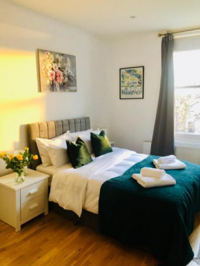 20 min to central London- 2 bedrooms apartment